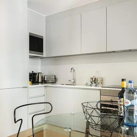 Designer In One Of Lisbon's Trendiest Quarters * Lisbon