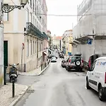 Principe Real Oasis With Private Patio By Nestatlisbon