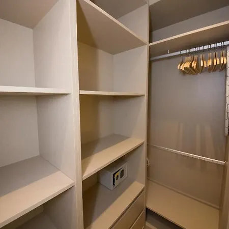 Daire Designer In One Of Lisbon's Trendiest Quarters *