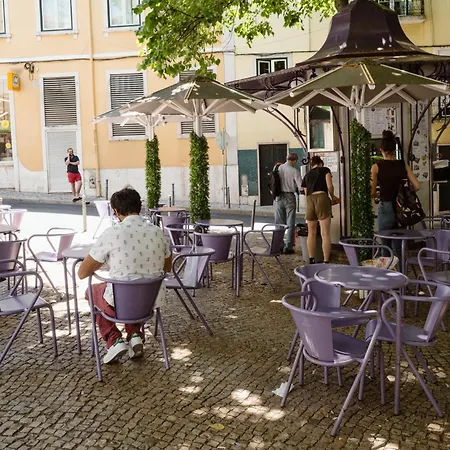 Principe Real Oasis With Private Patio By Nestatlisbon Appartamento