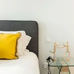 Principe Real Oasis With Private Patio By Nestatlisbon Apartmán