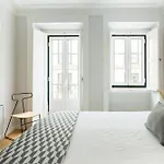 Principe Real Oasis With Private Patio By Nestatlisbon Apartmán *