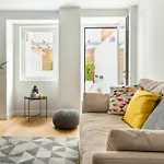 Principe Real Oasis With Private Patio By Nestatlisbon * Lissabon