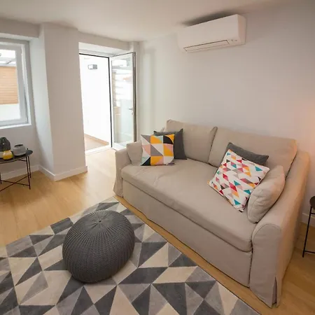 아파트 Principe Real Oasis With Private Patio By Nestatlisbon 리스본